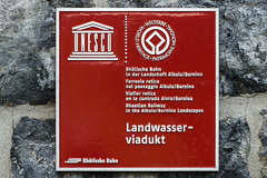 Tafel "Unesco-Welterbe Landwasserviadukt" - 2015-06-12--D4_DSC2474-DOX-bearb
