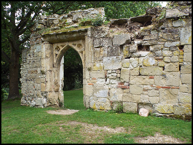 Wallingford castle ruin