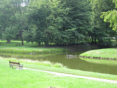 ESP - 94a (etm) - Pond at Branicki Palace