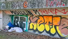 1 (107)a...austria vienna...graffiti and homeless bed