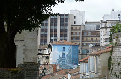 Angoulême : mur bleu