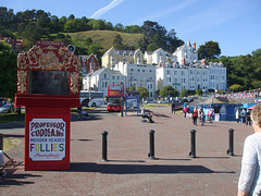 DSCF9783 Seaside attractions including Alpine Coaches JAZ 9864 (in City Sightseeing livery)