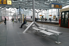 Den Haag Centraal Station tramperron