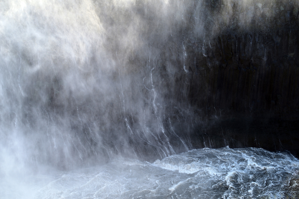 Dettifoss waterfall, Iceland L1004360