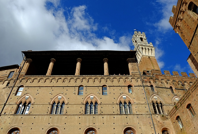 Tuscany 2015 Siena 7 Torre del Mangia XPro1