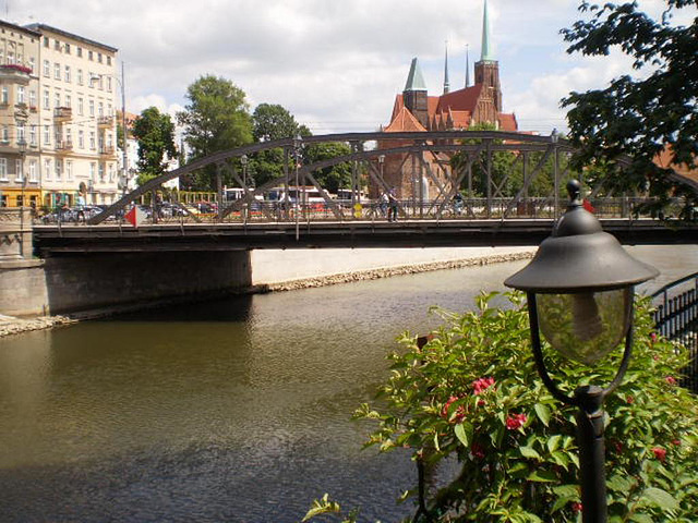 Młyńskie Bridge, over River Oder.