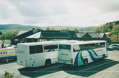 Rapson's DSU 707 and Ulsterbus ACZ 6692 at Tebay - 4 May 2004