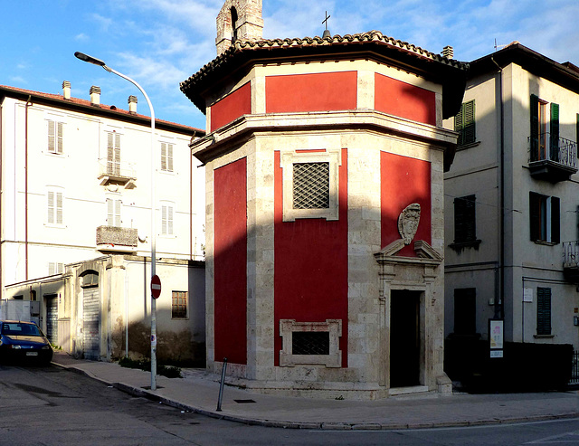 Ascoli Piceno - Tempietto di S Emidio Rosso