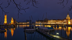 Lindauer Hafen mit Weihnachtsmarkt