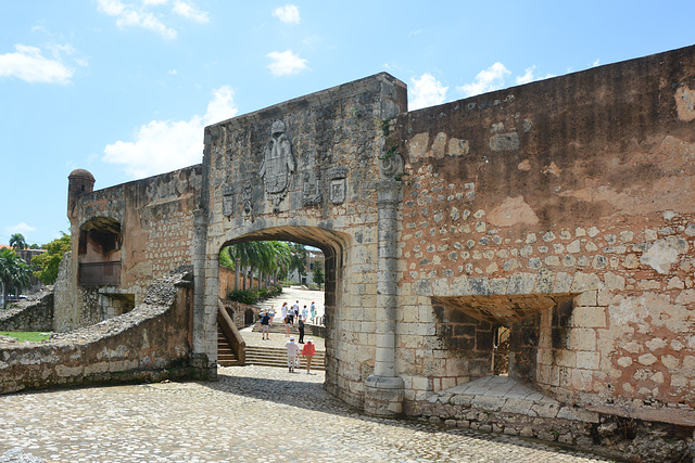Dominican Republic, Santo Domingo City Wall and Gate to Square of Spain