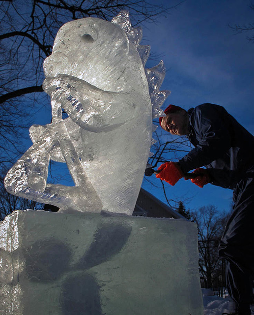 ice sculptor