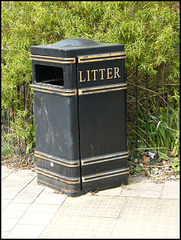 nice black and gold litter bin