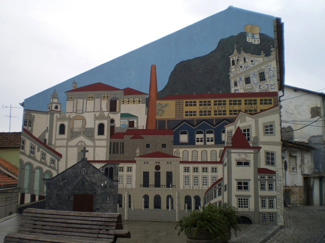 Mural of Covilhã's landmarks.