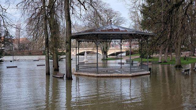 BESANCON: 2018.01.07 Innondation du Doubs due à la tempète Eleanor42