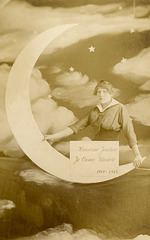 Paper Moon with Finnish Christmas Greeting, 1914