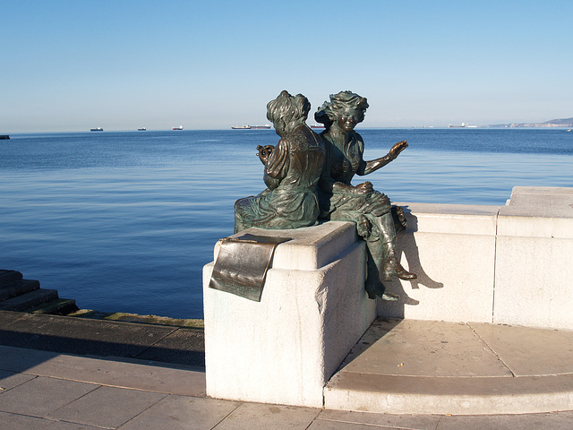 Statues at Quay
