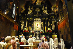 Czestochowa es la capital espiritual de Polonia por excelencia siendo la gran parte del país de religión católica. El monasterio de Jasna Gora es un lugar de culto y una de los destinos más importantes del mundo cristiano dentro del peregrinaje.