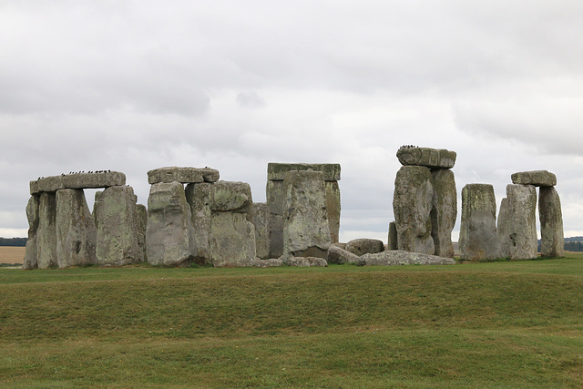 The many sides of Stonehenge - 1