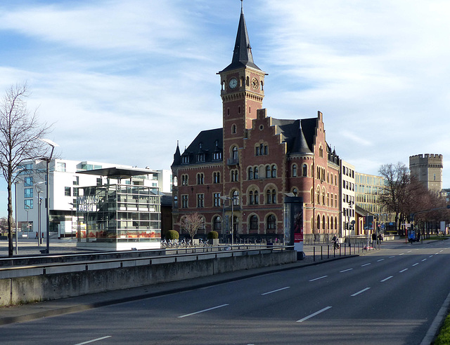 Cologne - Hafenamt
