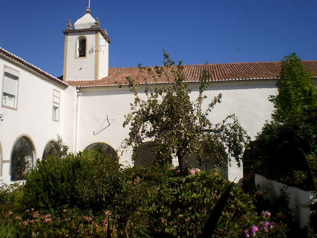 Cloister of the Convent of Our Lady of Estrela.