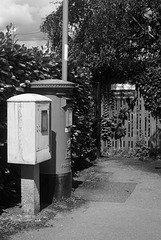 Postbox in Basingstoke, 2023
