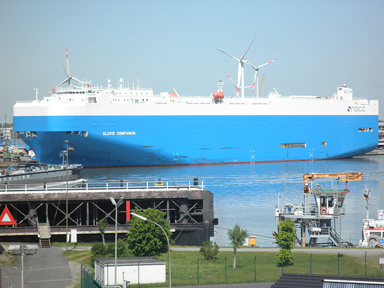 Autotransporter GLOVIS COMPANION in Bremerhaven