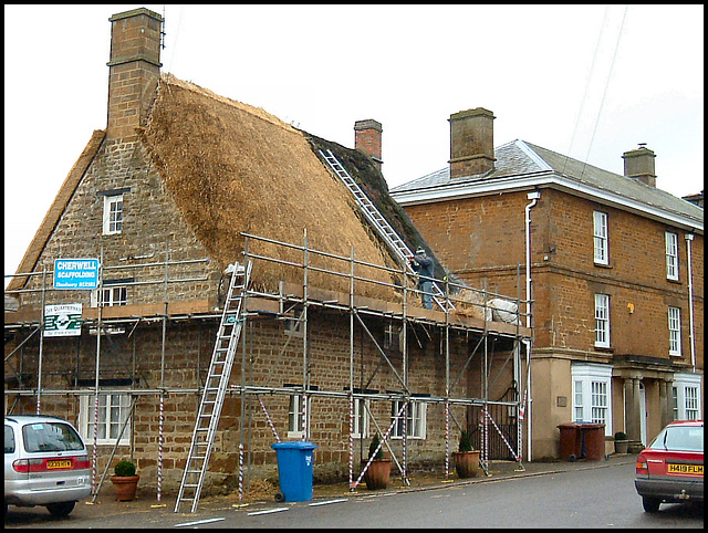 thatching at the Reeve's House