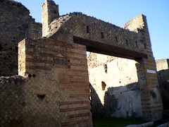 Remains of the entrance of Lusoria Tavern.