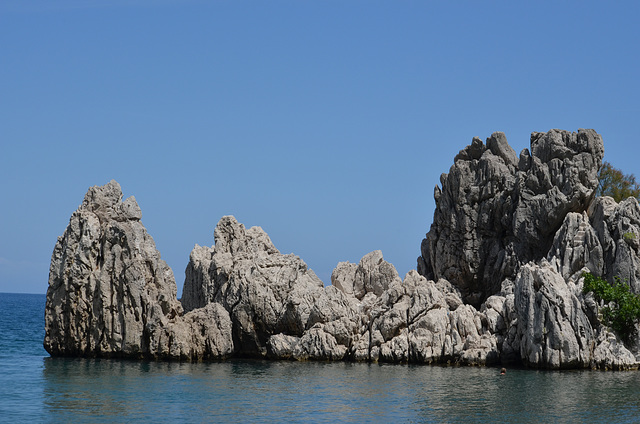 Olympos, The Cliffs
