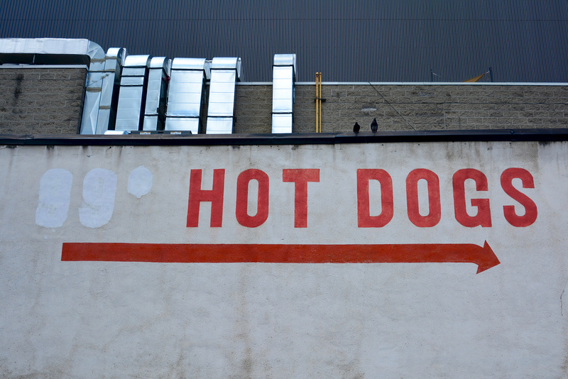 Canada 2016 – Toronto – No 99¢ hot dogs anymore
