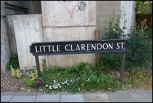 Little Clarendon Street sign
