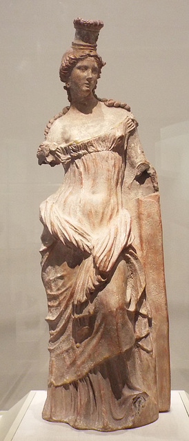 Terracotta Statuette of a Goddess in the Metropolitan Museum of Art, April 2017
