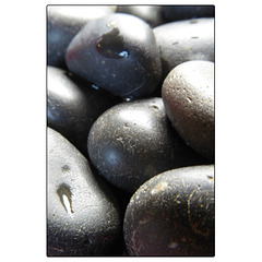 Ballast pebbles
