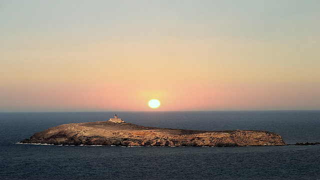 Île de Rachgoun,sentinelle de la Méditerranée