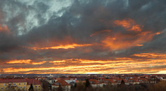Dresdens Himmel brennt