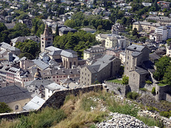 Blick auf die Altstadt von Sion und die Kirche Notre Dame du Glarier