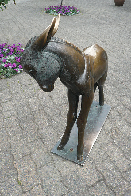 Donkey Sculpture At The Butchart Gardens