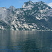 Der Norden des Lago di Garda mit Torbole und dem Monte Brione. ©UdoSm
