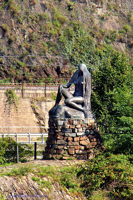 Lorelay Statue