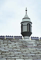 Roof mounted ventilator