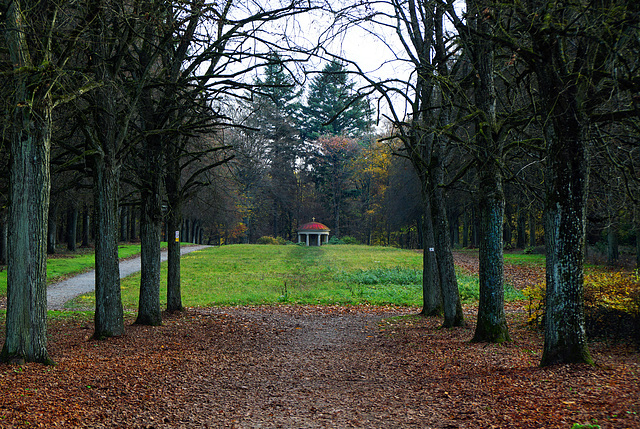 Mausoleum im Schlosspark - Mausoleum in the castle park