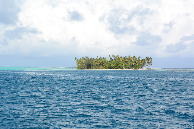 Polynésie Française, Islet on the Reef of Bora-Bora