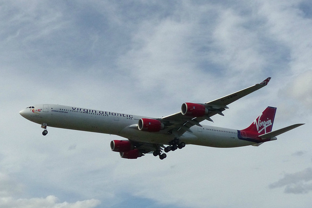 G-VWIN approaching Heathrow - 6 June 2015
