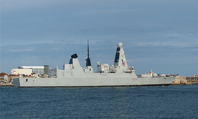 HMS Diamond (3) - 22 April 2018