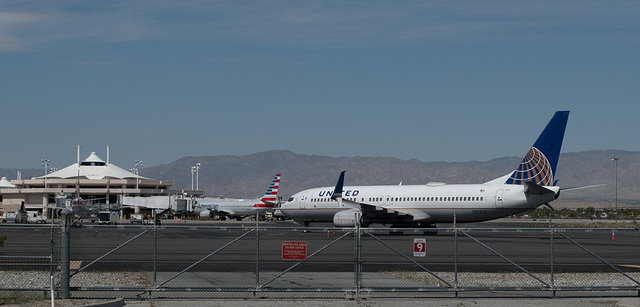 Palm Springs / virus / jet storage? (# 0455)