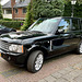 2008 Range Rover with ﬂat tyre