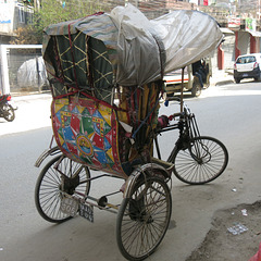 Rickshaw, il en reste quelques-uns... (en 2018) (Kathmandu, Népal)