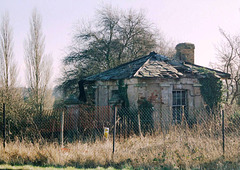 Lodges to former Wiseton Hall, Nottinghamshire