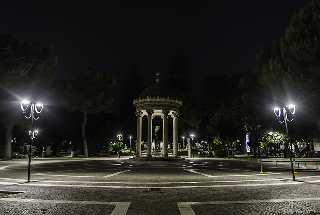 Giardini Pubblici Giuseppe Garibaldi, Lecce ... P.i.P.  (© Buelipix)