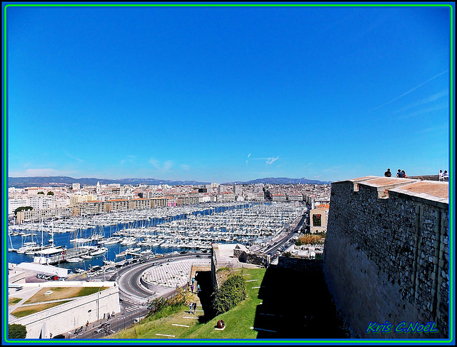 Le Vieux Port, vu du Fort Saint Nicolas !